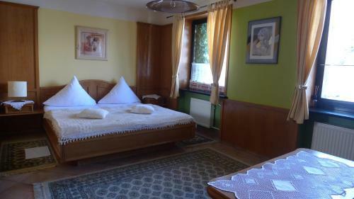 Hostal Go?ciniec Stara Ku?nia