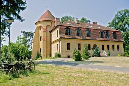Hotel Zamek Dobra