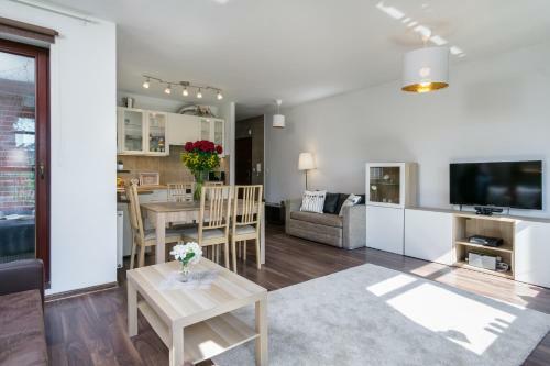 Elite Apartments By The River Bikes&xbox&playstation&rollerblades