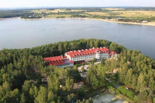 Hotel Cztery Wiatry Spa & Sport Resort