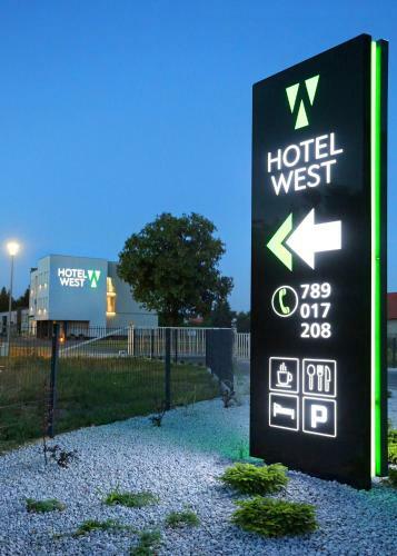 Poznan West Hotel