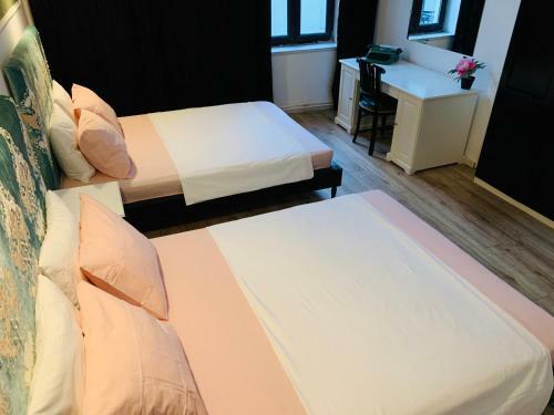 Royal Turquoise Apartment Old City