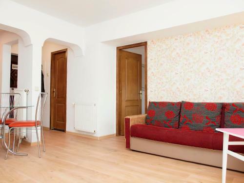 Rosuites - City Central Apartments