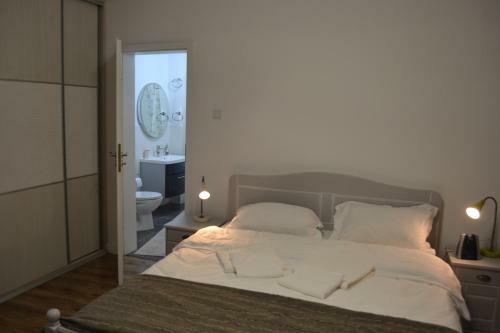 Apartamento Victoria Plaza Two Bdr Apt