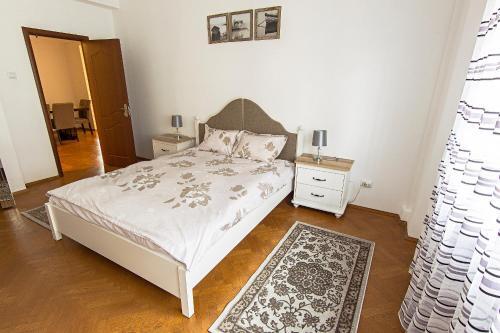 Apartamento Athenee Residence 1