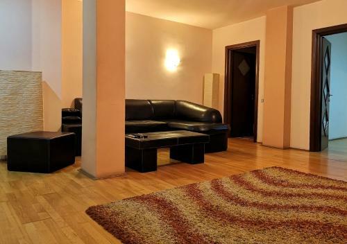 Rosuites - Romana Square Apartments