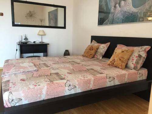 Mery Center Apartment
