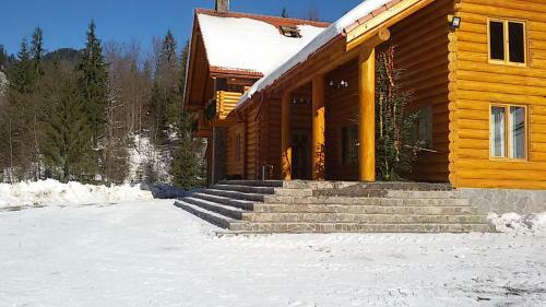 Hostal Pensiunea Izbucul Tauz