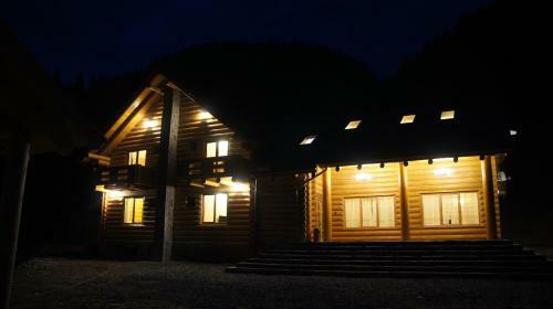 Hostal Pensiunea Izbucul Tauz