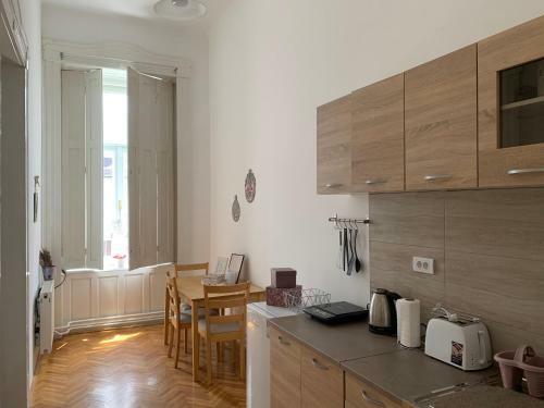 Apartamento Luxury French Style Apt