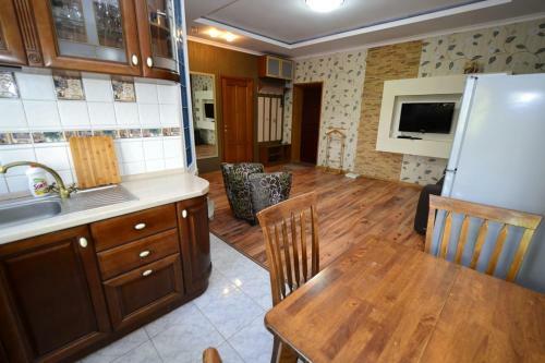 Hostal Guest House Terskaya 221