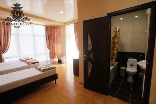 Hostal Guest House Grand House