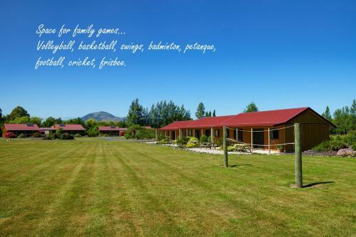 Longbourne Lodge Motel