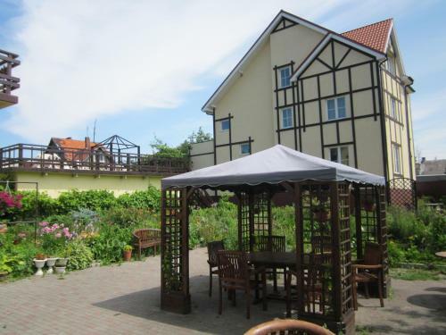 Golden Orchid Hotel