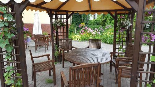 Golden Orchid Hotel
