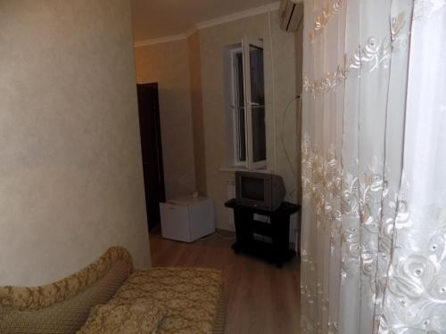 Hostal Guest House On Ulitsa Krymskaya 95