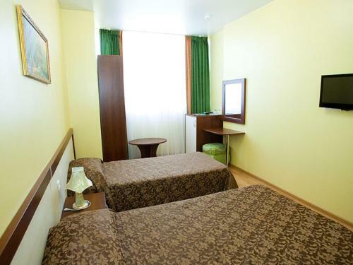 Hostal Yunona Guest House