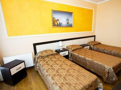 Hostal Yunona Guest House