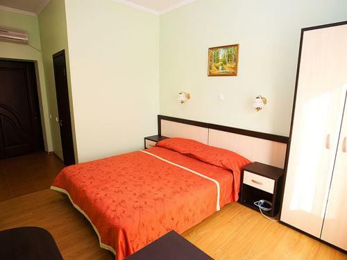 Hostal Yunona Guest House