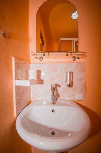 Hostal Guest House Garmoniya