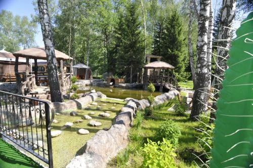 Hotel Oazis In The Forest