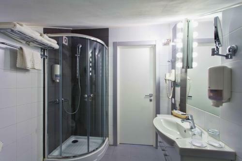 Hotel Megapolis