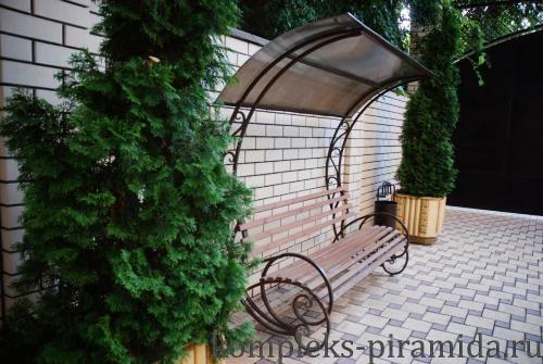 Hotel Gostinitsa Piramida
