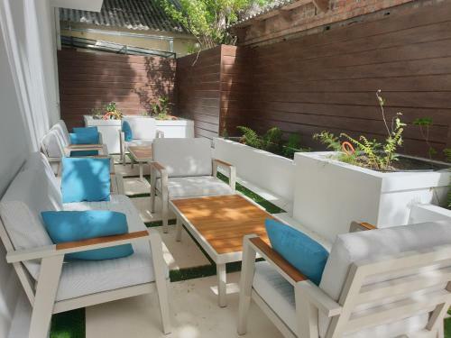 Hostal Dolce Vita Club