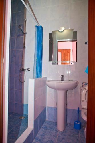 Hostal Guest House Karina