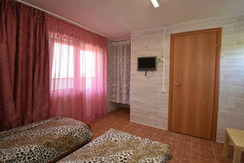 Hostal Guest House On Tamanskaya