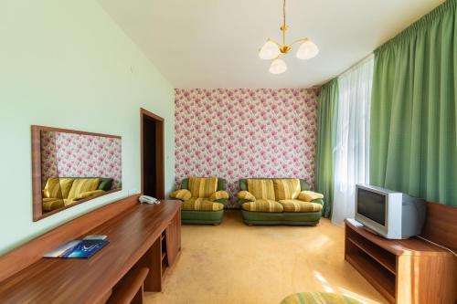 Aquatori Club Hotel