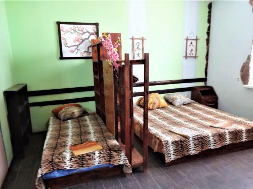 Hostal Guest House Azovsafari