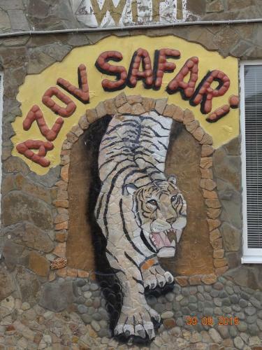 Hostal Guest House Azovsafari