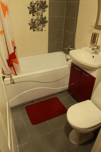 Apartment Tashkentskaya 93