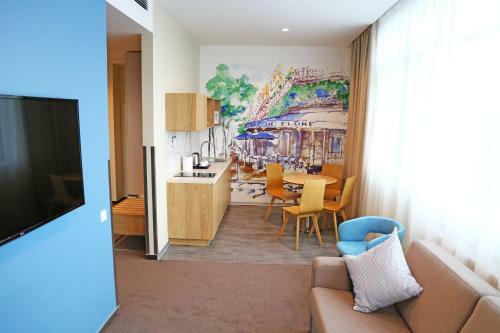 Europa Hotel And Apartment