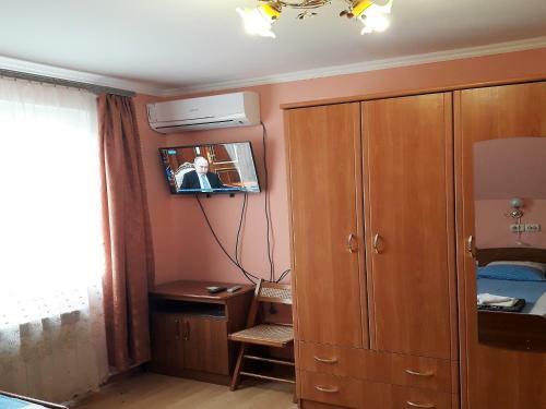 Hostal Lazurny Bereg Guest House