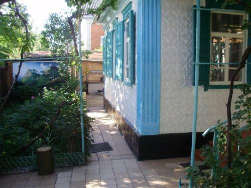 House In Mostovskoy