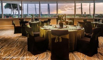 The Naples Beach Hotel & Golf Club