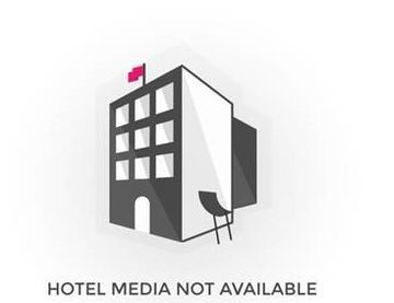 Hotel Trianon Old Naples