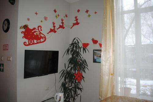 Hotel 12 Months