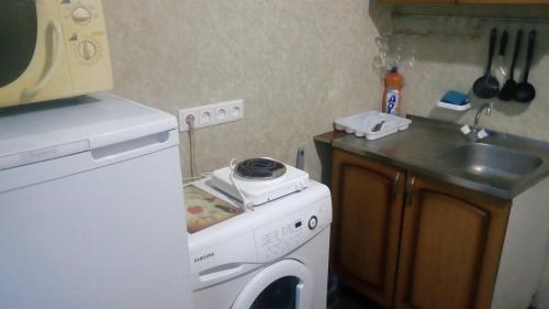 Apartment On Rostovskaya Street 8