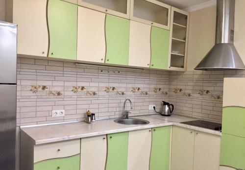 Large Apartment On Startovaya 1