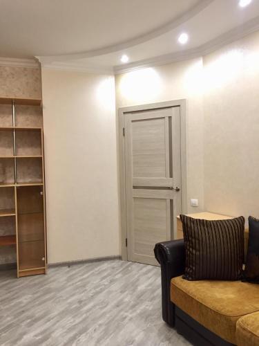 Large Apartment On Startovaya 1