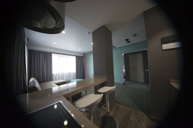 Capital Hotel