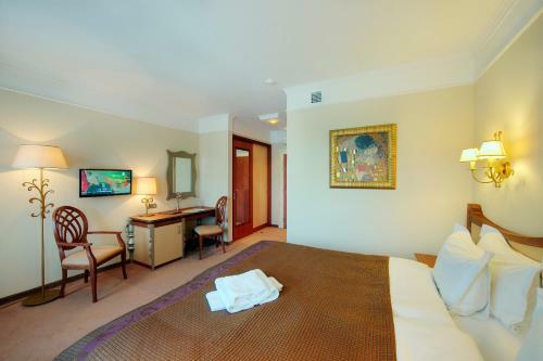 Hotel Dvor Podznoeva Glavniy Korpus