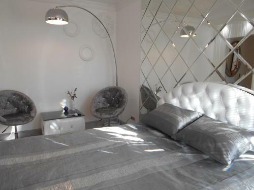 Apartment On Polezhayeva