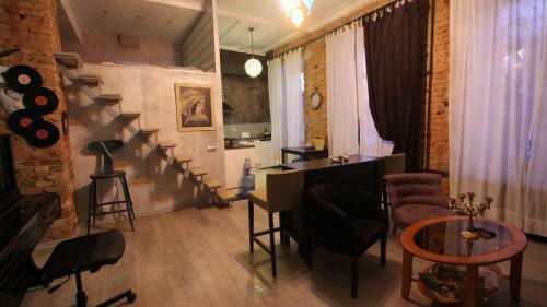Apartment On Bolshaya Sovetskaya 22