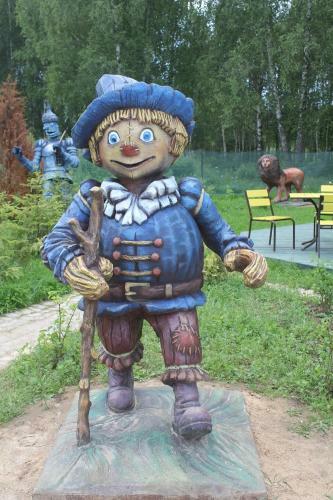 Hotel Night In Magic Villins Book