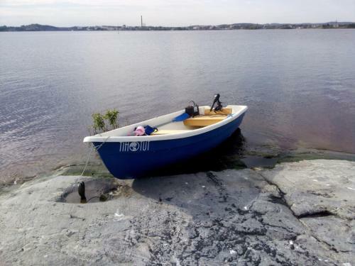 Hostal Holiday Home Tihotut