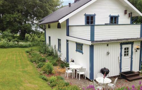 Holiday Home Hj�rtan�s Kalv